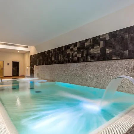 Luxury In Benatalaya Estepona